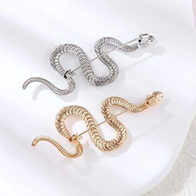 Neuer Modetrend Tier Vintage Metall Schlange Brosche Einzigartiges Design Temperament Goldfarben Schlangenbrosche Anstecknadeln Geschenke Kragenaccessoires Abzeichen