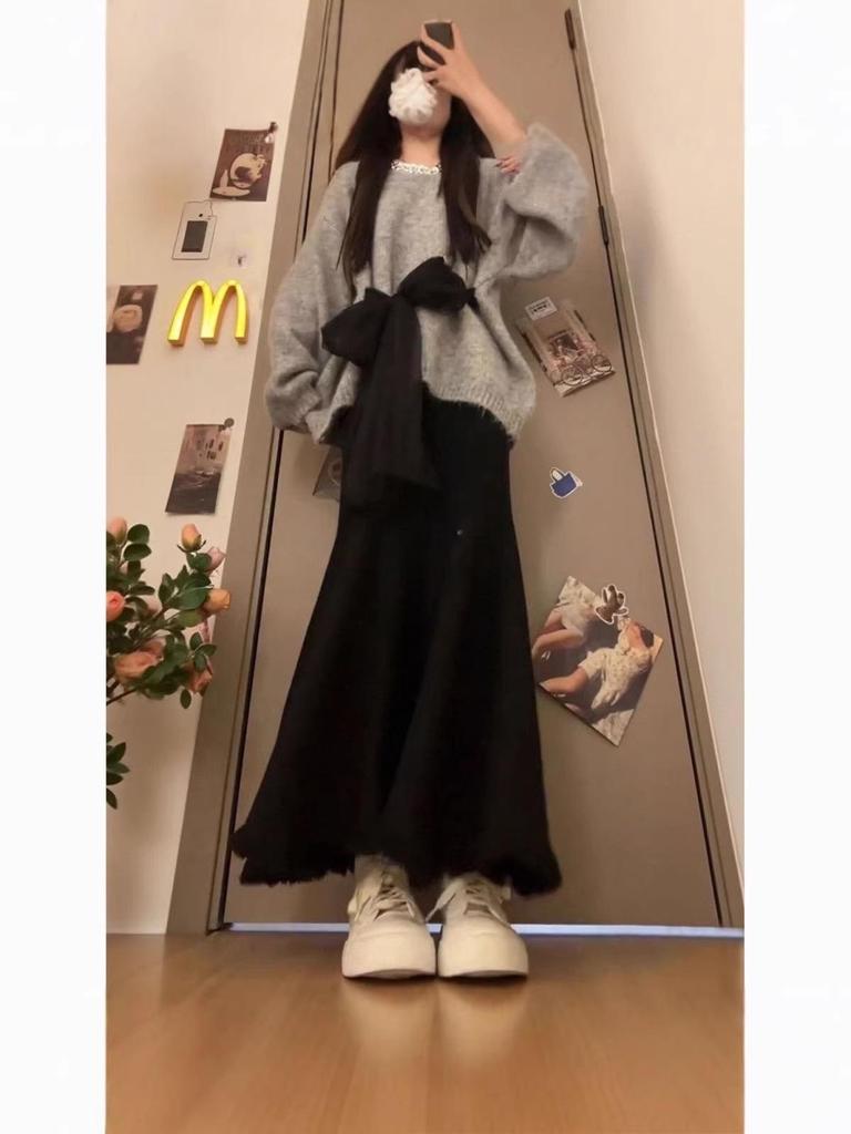 Korean Style Autumn & Winter Bow Tie Sweater and Fringe Skirt Two-Piece Set for Women