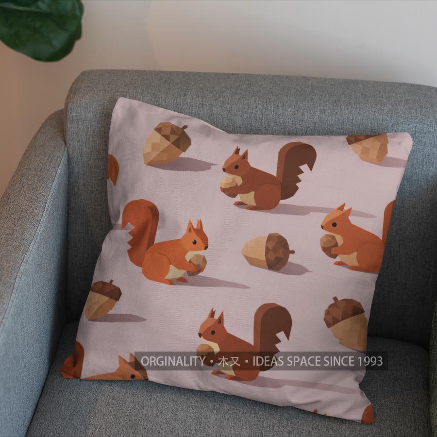 2D Golden Phoenix With Gem-Embellished Feathers Pillow Cover Pattern Cushion Cover Suitable For Sofa Bedroom Car Pillow Cover