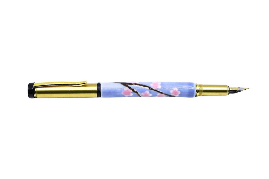 Kiyoteru Handwerks-Porzellan-Brunnen Kirschblüte Glyzinie Lila Stift, Muster, CLJ_AFP_211