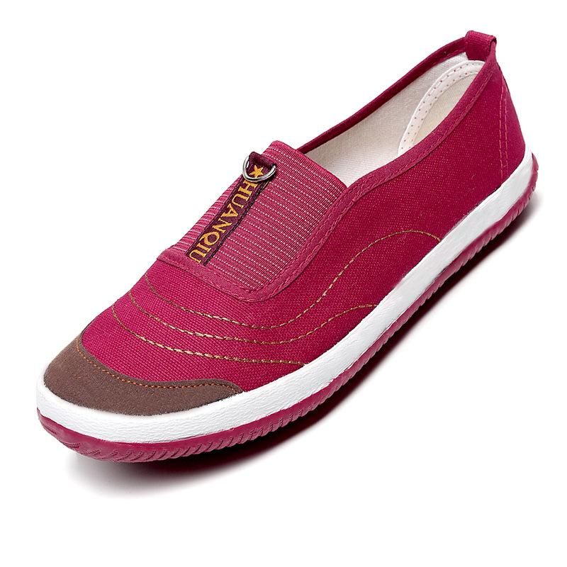 2025 spring and autumn new old Beijing cloth shoes women's field shoes middle-aged and elderly mother shoes one-pedal labor shoes