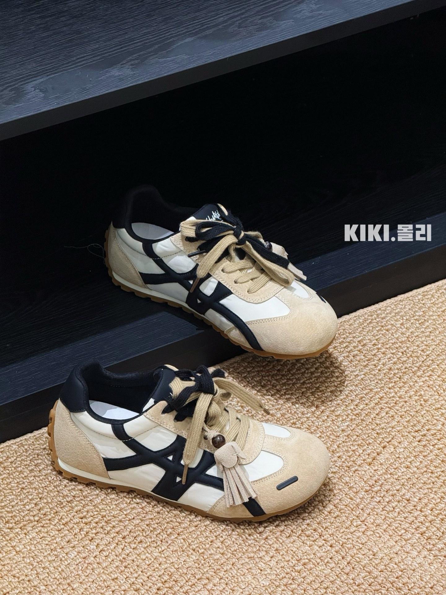 

Leather women s autumn new round head thick sole color matching non-slip comfortable casual sports board shoes trendy 35