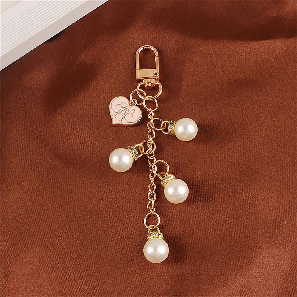 Fashion Artificial Pearl Rose Keychains Metal Hangtag Pendant for Women Earphone Purse Bag Key Holder Accessories Jewelry Gift