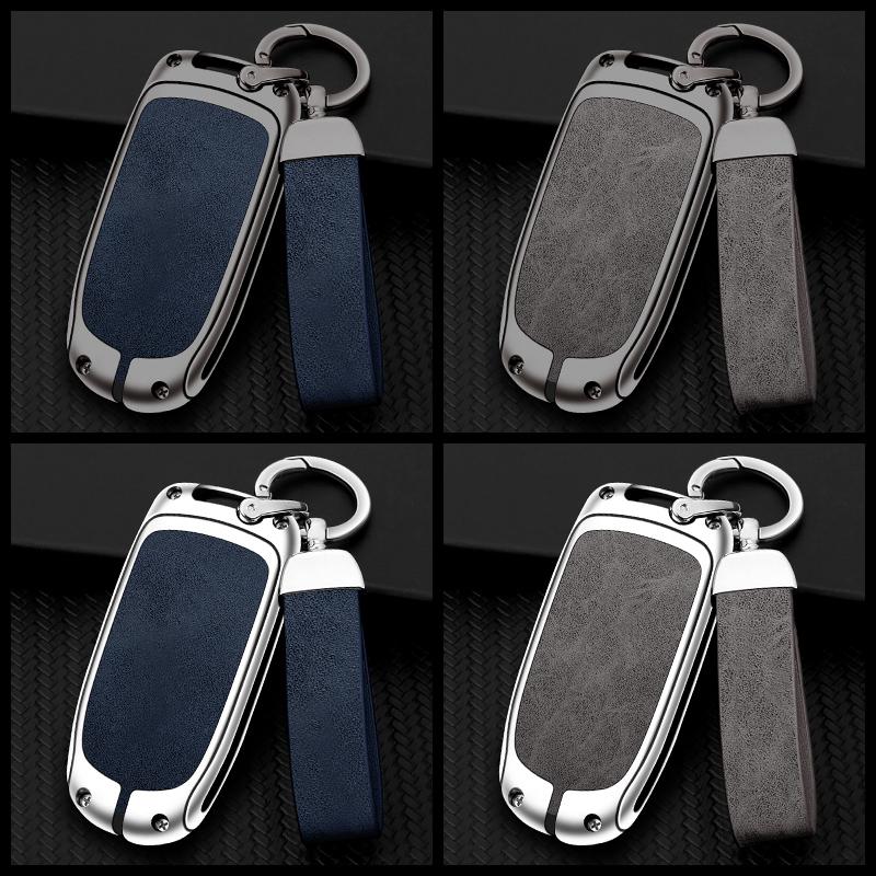 Metal Leather Car Key Cover Keychain for Jeep Renegade Compass Grand Cherokee for Chrysler 300C Wrangler Dodge Accessories