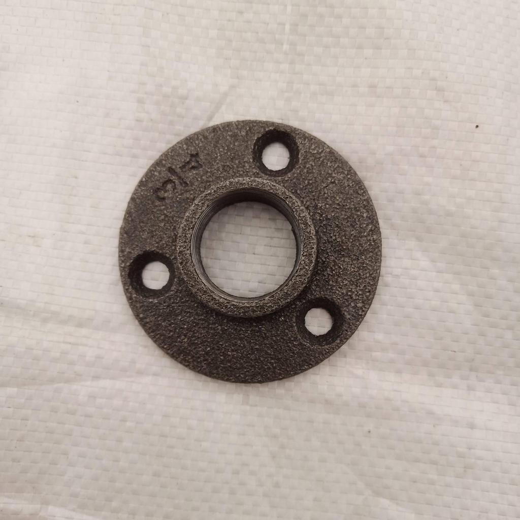 Decorative Cast Iron Shelf Connector Flange Plate - Retro Industrial Style