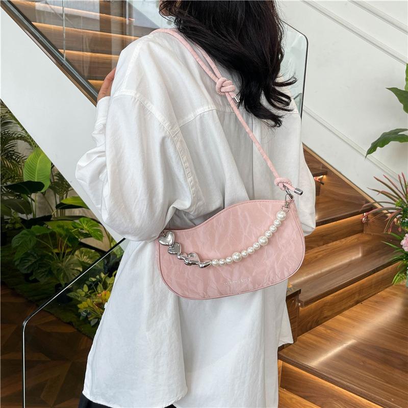 New Casual Personalized Shoulder Bag Portable Fashion Underarm Niche Design Beautiful Messenger Bag