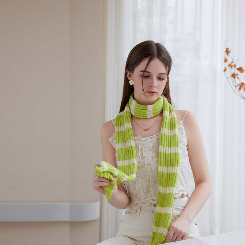 Winter New High-end Scarf Women's Winter Ruffle Edge Striped Knitted Scarf Retro Literary Neck