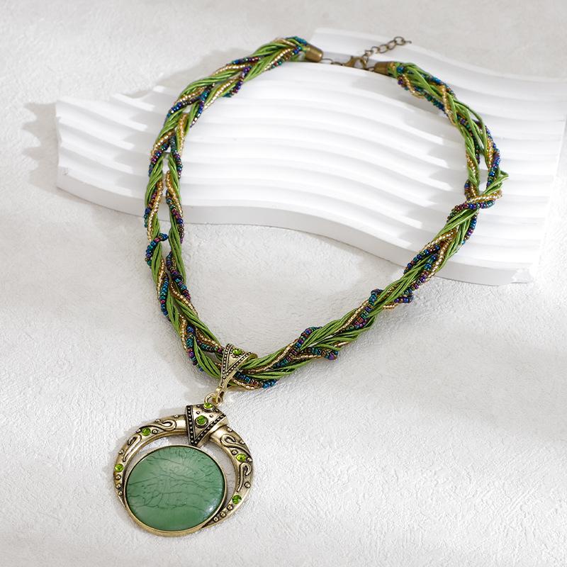 

Плетеное ожерелье ручной работы Богемное винтажное ожерелье с подвеской Повседневные унисекс аксессуары для шеи 1PC зелёный