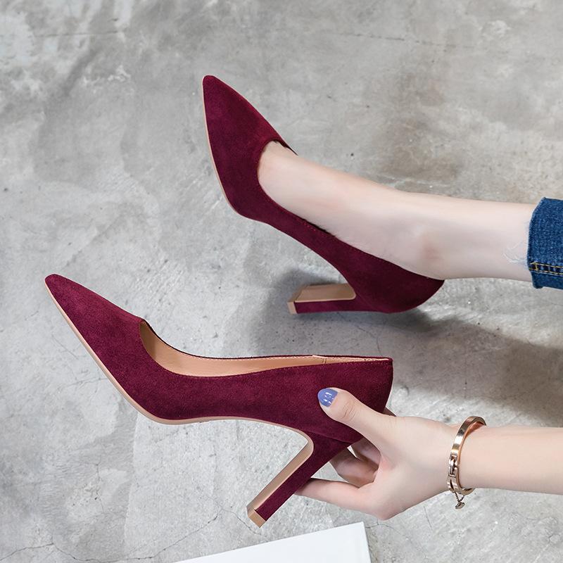 

2025 новые черные маленькие свежие туфли-лодочки на высоком каблуке для девушек, женские туфли на толстом каблуке 37