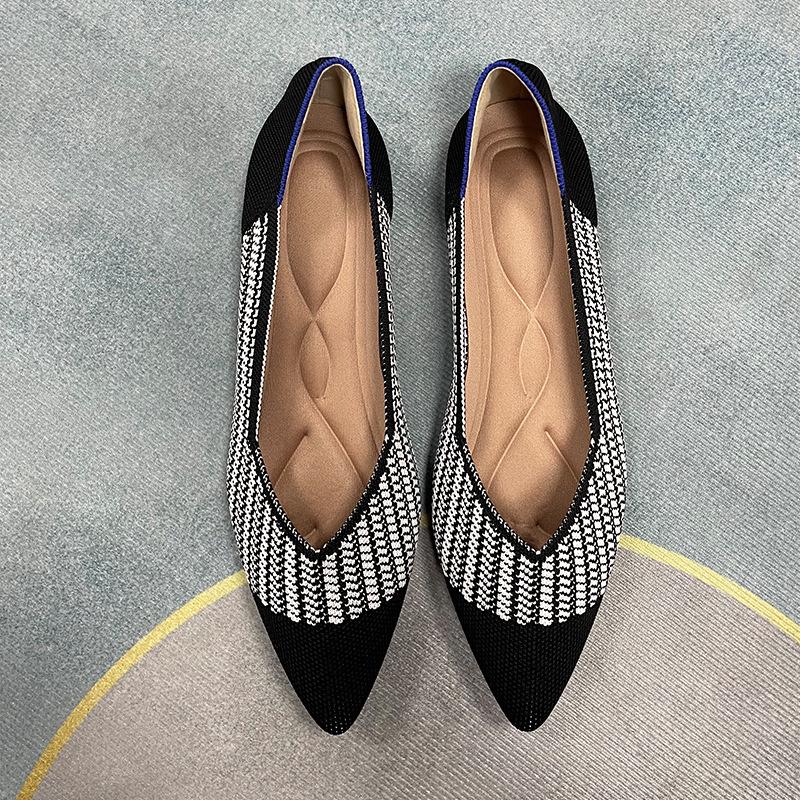 Classic Queen Women's Pointed Toe Fly-Knit Flats, Multicolor, Plus Size 41-43