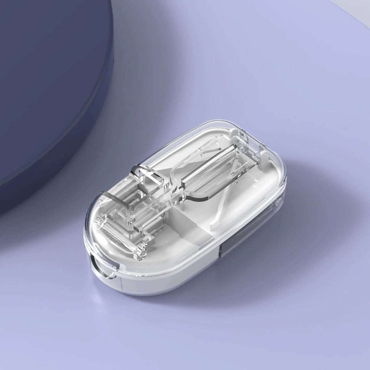 

Безопасное нарезание таблеток, Резак и разделитель таблеток с дозатором, Ежедневное использование, Витамины, Таблетки, Точное и простое нарезание, Дорожный размер, Без BPA чистый