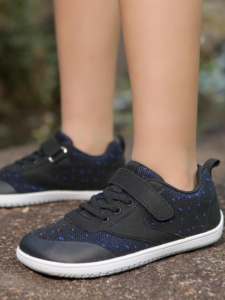 Kids' Lightweight Non-slip Breathable Sports Shoes - Soft Sole, Barefoot, Wide Toe, Flat Bottom, Ideal for Hiking and Cycling.