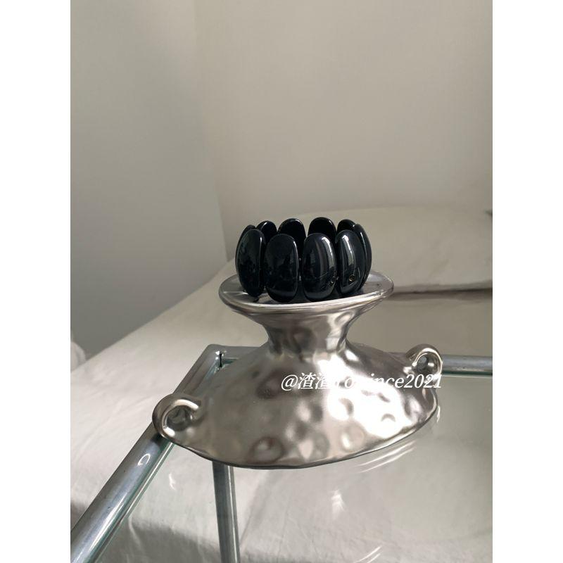 

Slag Yo Korean Series Ins Niche Design Sense Retro European and American Metal Bracelet Women All-Match Arm Ring Twin Production Black Elastic Oval Bracelet
