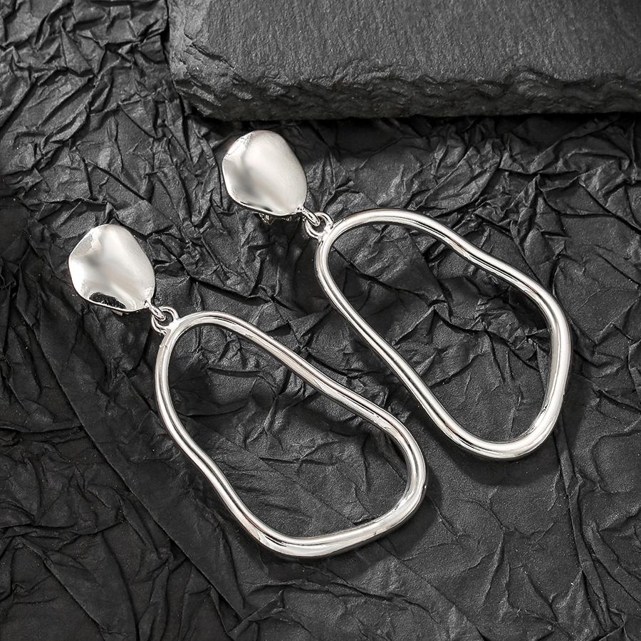 New Minimalist Geometric Clip on Earrings for Women Hollow Irregular Creative Smooth Irregular Ear Clips Statement Jewelry Gifts