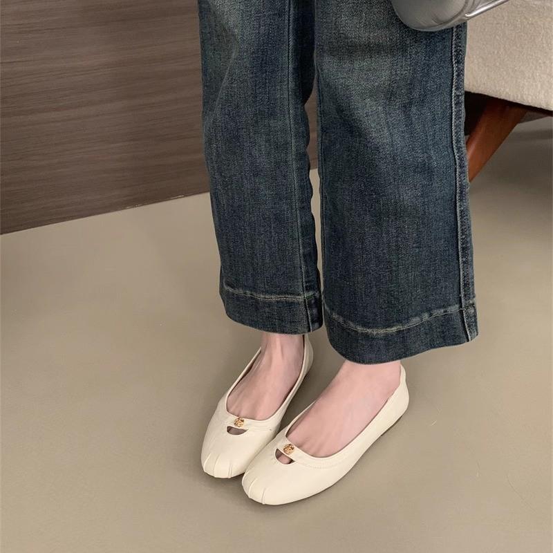 Spring new camellia flat single shoes women's Mary Jane shoes round head grandma shoes