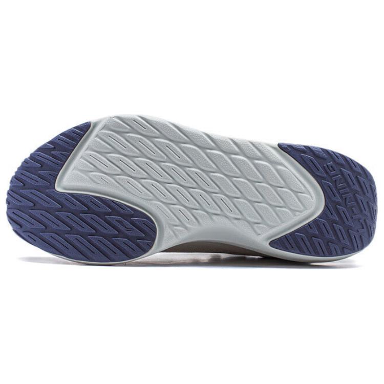 LiNing Soft Element Comfortable Versatile Thick Sole Height Increasing Shock Absorbing Non-Slip Wear-Resistant Low-Top Casual Shoes AGLU011-1