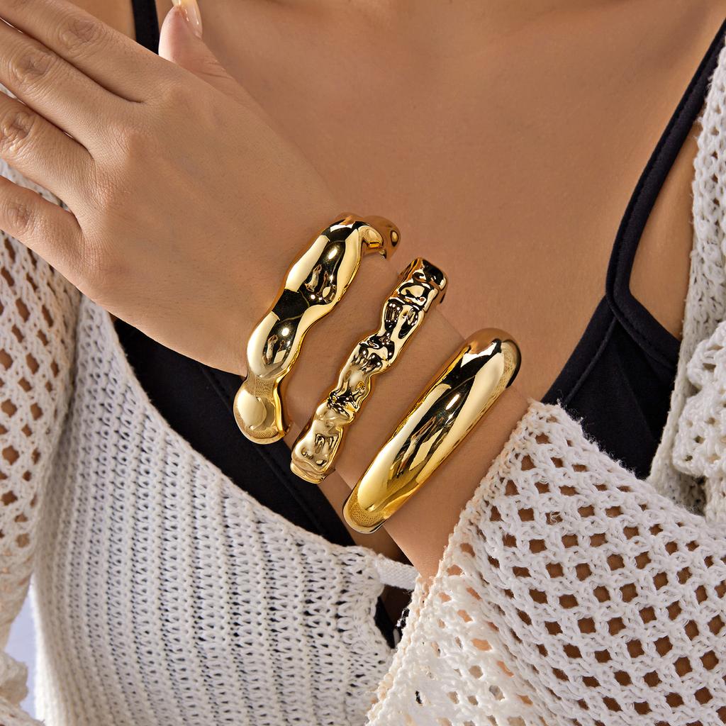 3PCS Exaggerated Acrylic Irregular Cuff Bracelets for Women Punk Geometric Wide Chunky Open Bracelets Set Daily Party Jewelry