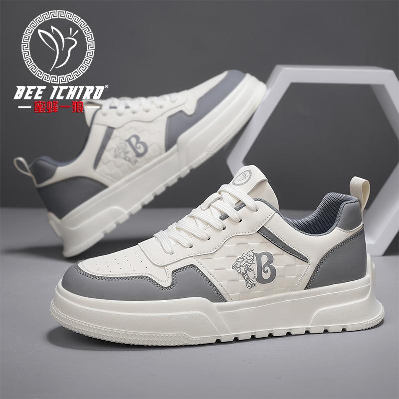Casual spring and summer men's shoes do not stink feet sports style soft leather shoes versatile low-top board shoes