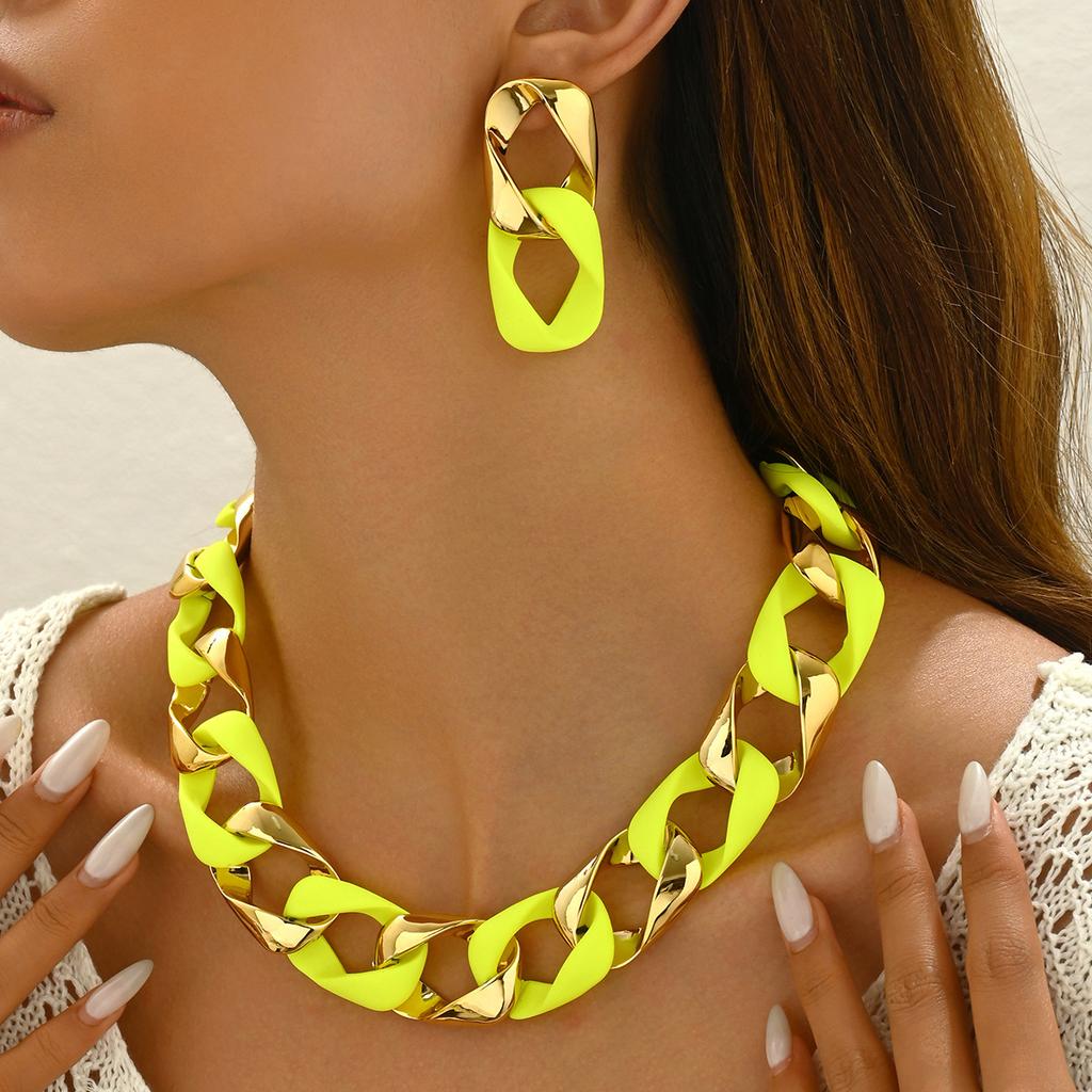 Women's Geometric Links Jewelry Set with Necklace and Earrings