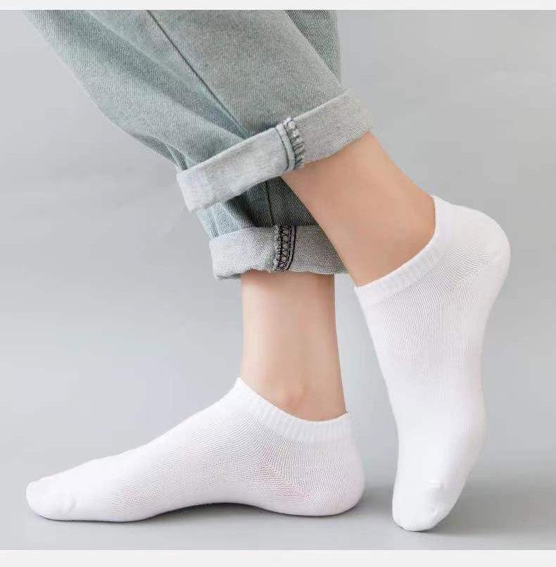 Men's Four Seasons Breathable Black, White, Grey Low-Cut Boat Socks, Anti-Odor, Mid-Calf, Disposable.
