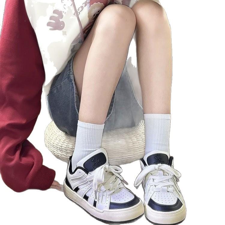 Internetová celebrita výbuch dopaminu nika kožené boty ženy 2025 nové podzimní jednobarevné boty prodyšné ins chlebíčkové boty