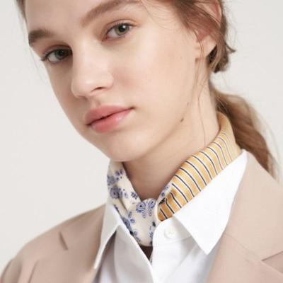 Accessoarer – Halsdukar & Sjalar