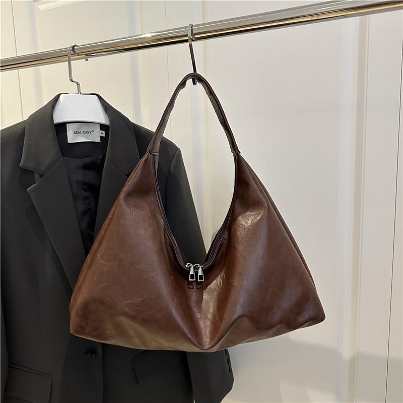 Pu Water Bucket Bag With Zipper And Cell Phone Pocket For Casual Street Style
