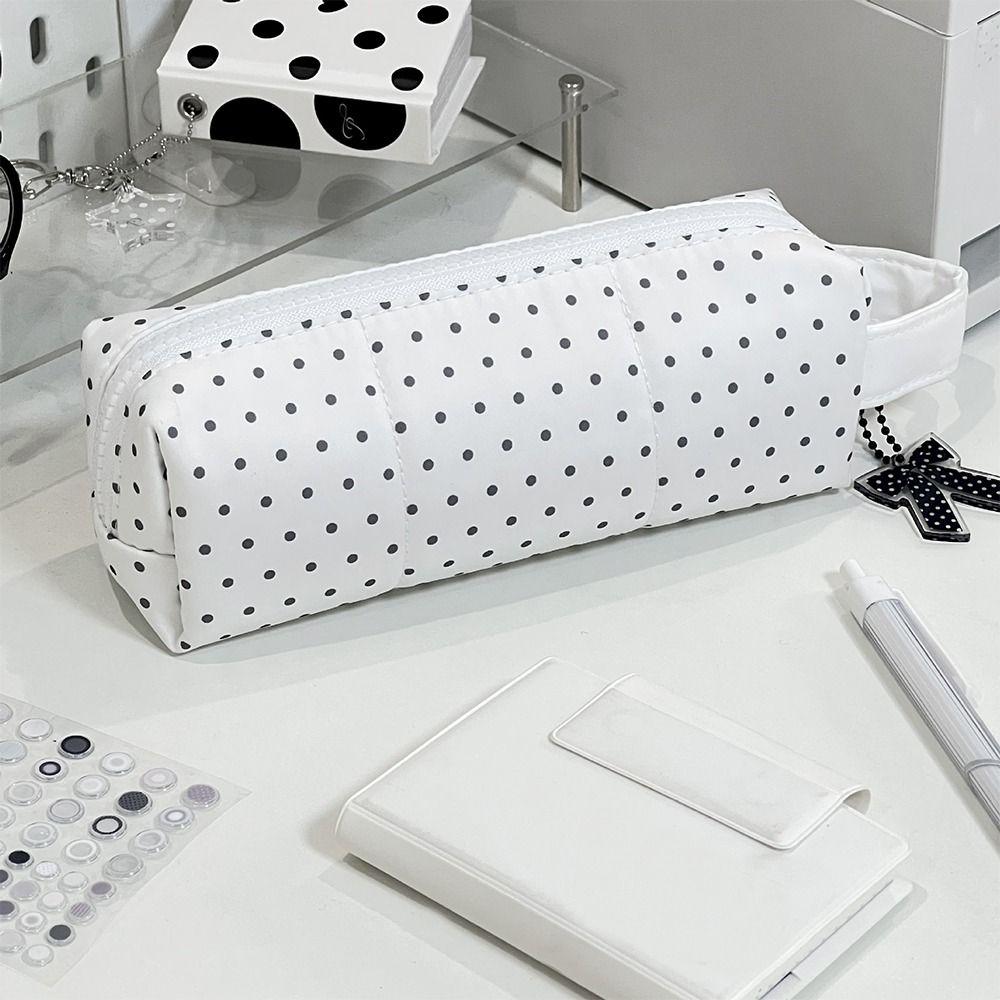 High Quality Polka Dot Storage Bag Large Capacity Zipper Design Pencil Case Pen Bag Gift