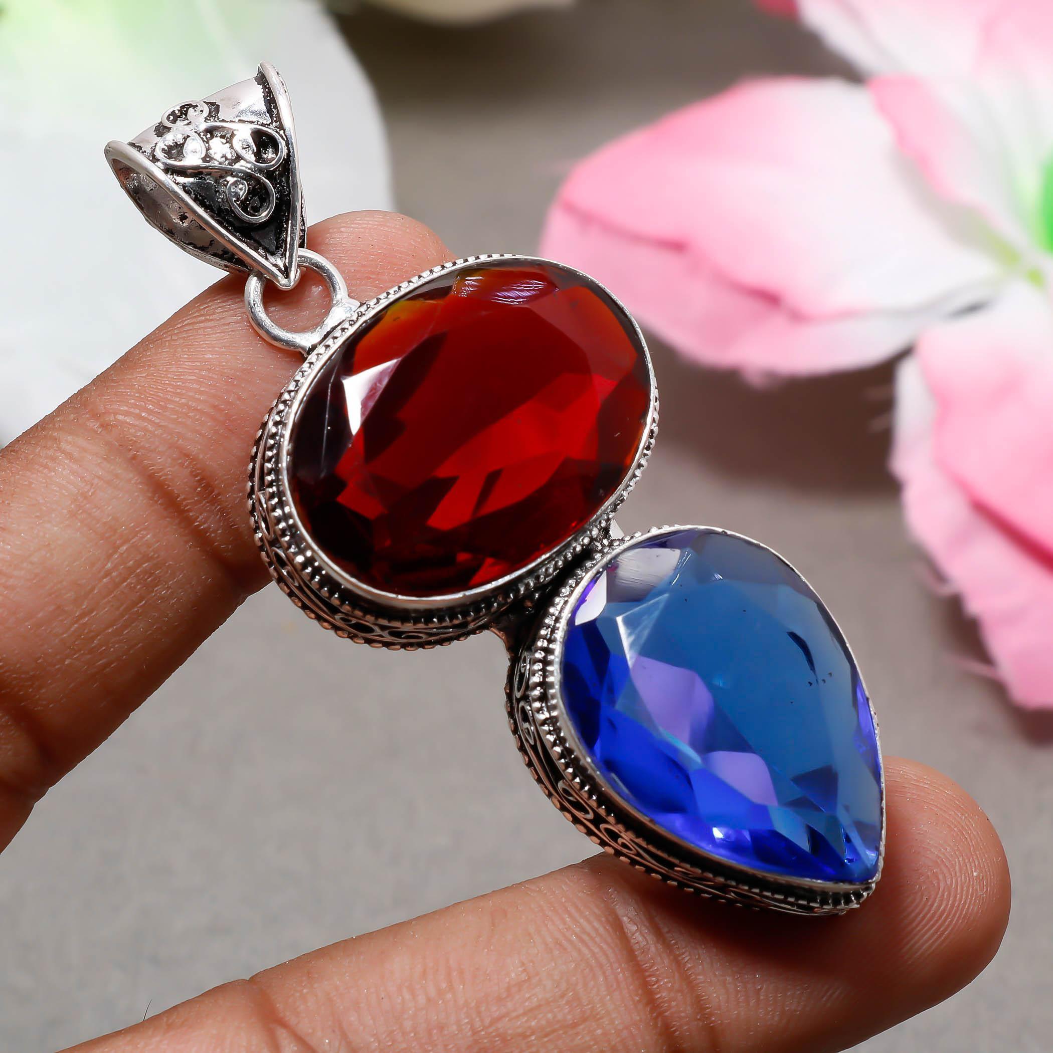 

Mozambique Garnet Gemstone 925 Sterling Silver Boho Jewelry Antique Pendant