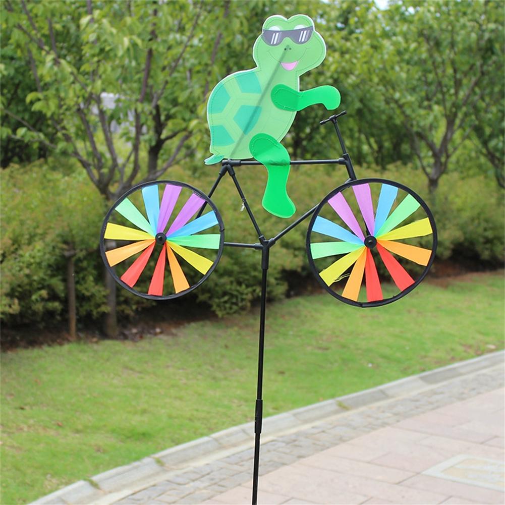 Eye Catching Large Animal Wind Spinner Captivates with its Rotating Motion