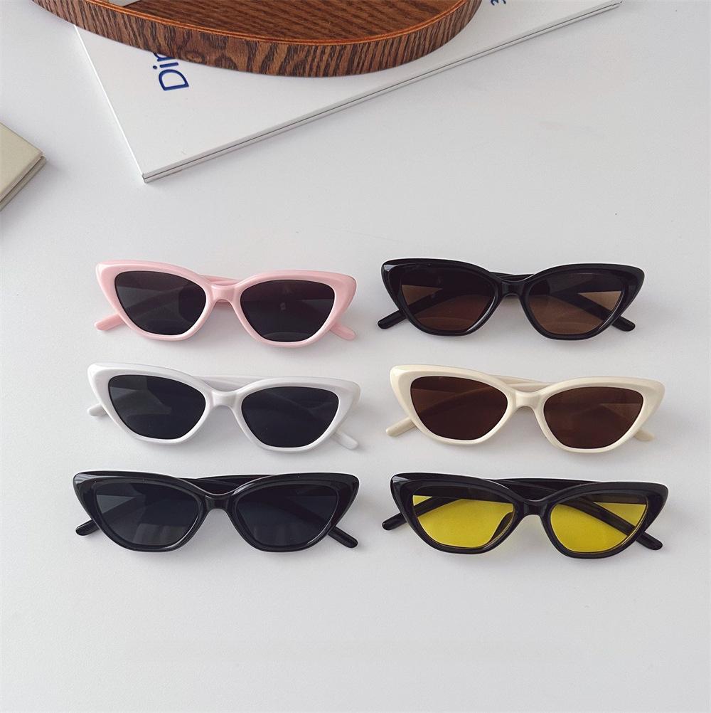 Attractive Glasses Unisex Kids Black Fashion Children Cat's Eye Sunglasse Brand Designer Retro Boys Girls Eyeglasses Cute Baby Shade Eyewear Kids Sun Glasses Uv400