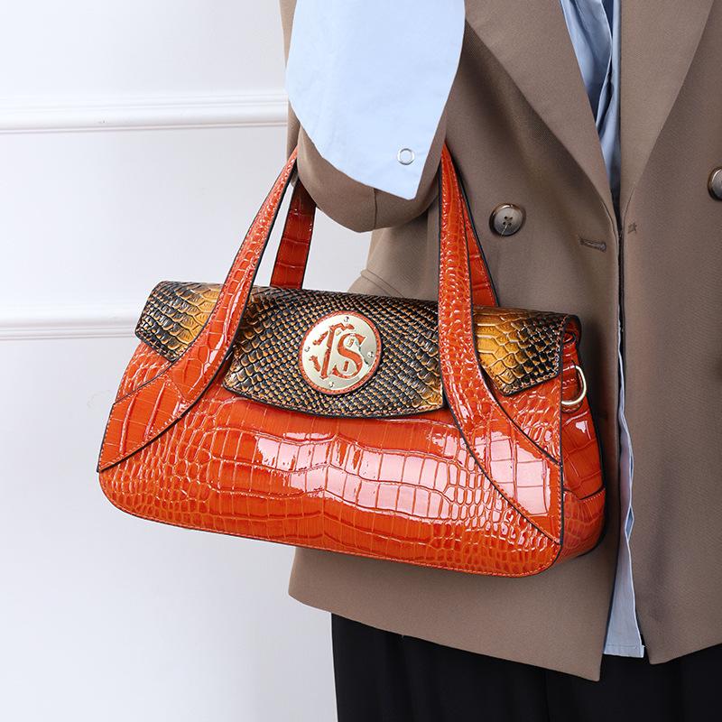 Elegant Snake Pattern Handbag: Versatile, Spacious, and Stylish Shoulder Bag for Women - 2025 New Design