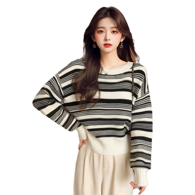 2025 Autumn Korean Striped Loose Knit Pullover Sweater for Women