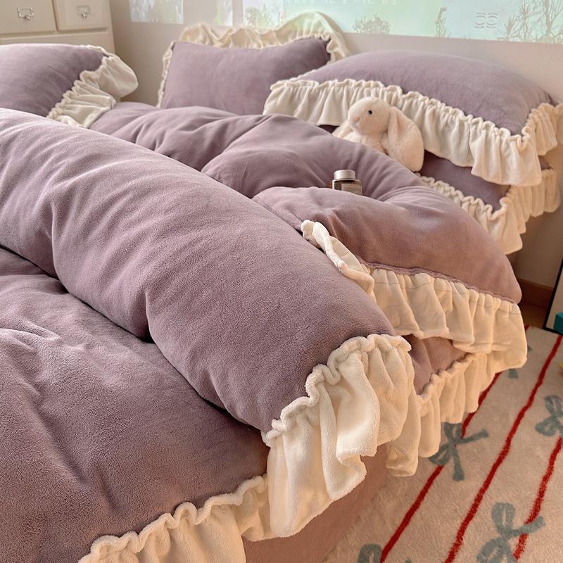 Elegant Princess-Style Velvet & Lace Winter Bedding Set – Duvet Cover & Flannel Sheet  