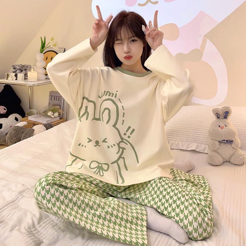 Women's Plus Size Cartoon Pajama Set: Long-Sleeve Spring/Fall Home Wear, Loose Fit, Suitable for Outdoors