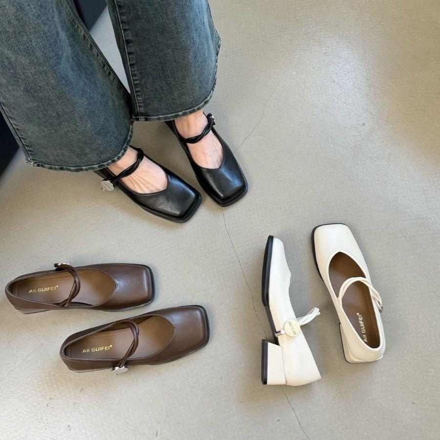 Retro Mary Jane Schuhe mit quadratischer Spitze und dickem Absatz für Mädchen, Frühjahr und Herbst 2025, neuer Feenwind, sanfter mittlerer Absatz, einzelne Schuhe weiß