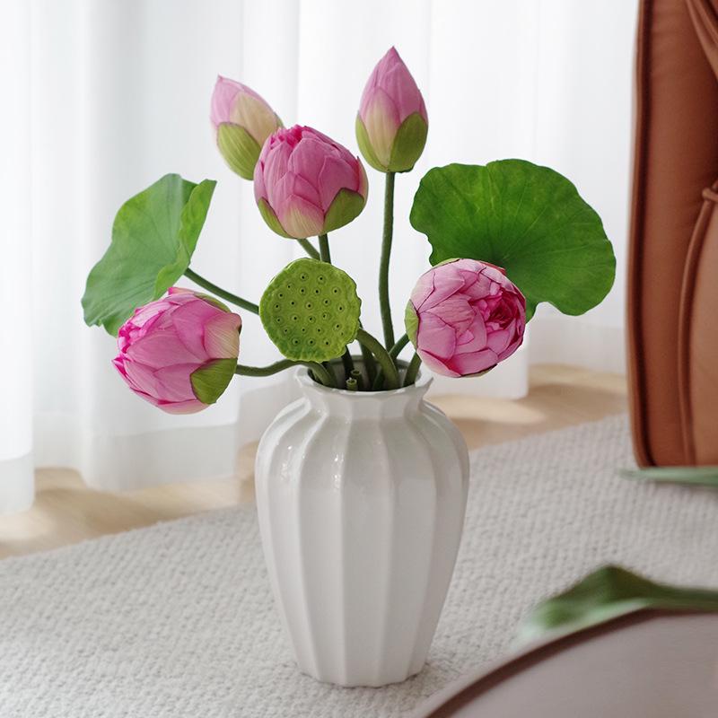 Chinese Lotus Artificial Flower Decoration for Living Room and Dining Table - Realistic Floral Arrangement with Lotus Leaf.