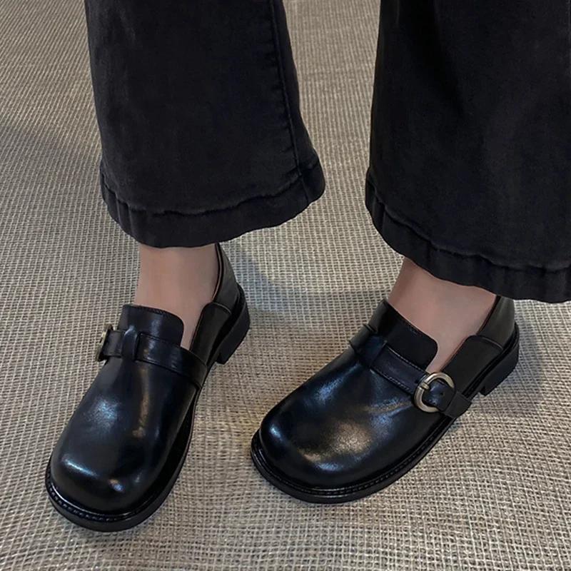 

Кожаные женские мокасины, туфли на плоской подошве, повседневная обувь для женщин 2025 года, модные зимние прогулочные платья, удобные туфли с пряжкой, Zapatillas Mujer 40 чёрный