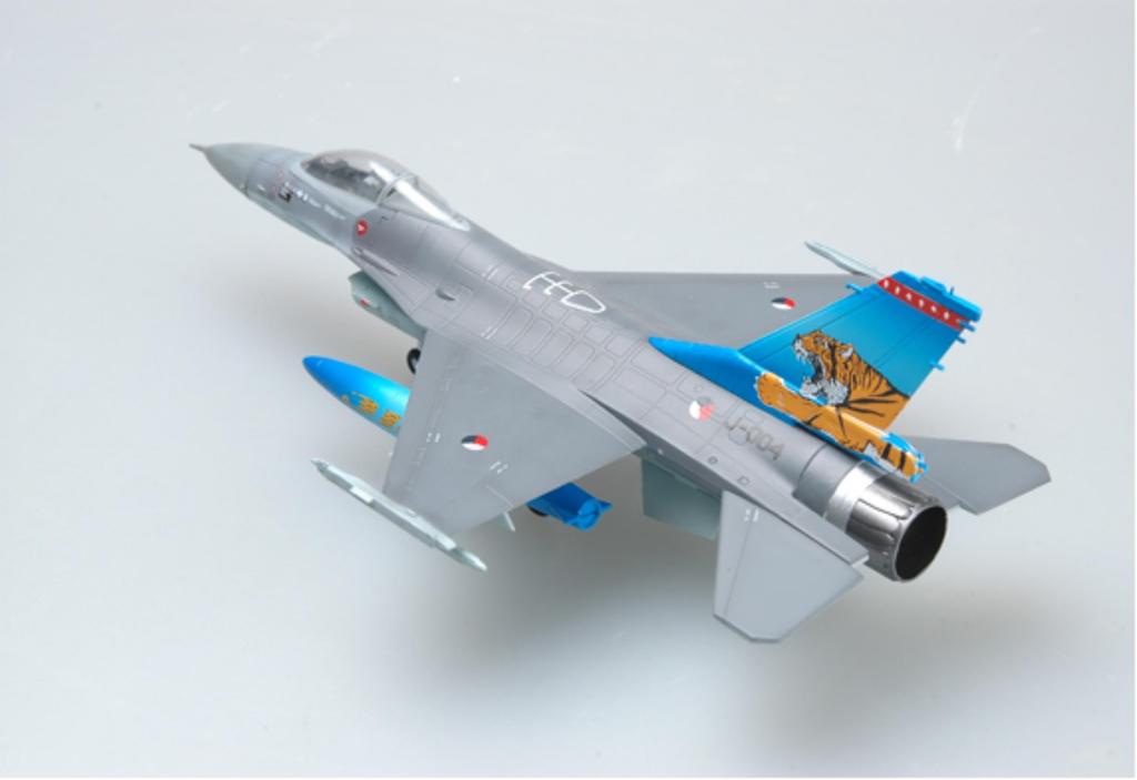 Scale Completed Model 37126 Royal Netherlands Air Force Fighting Falcon NATO Joint Exercise Tiger Meet Specification 1/72 F-16A
