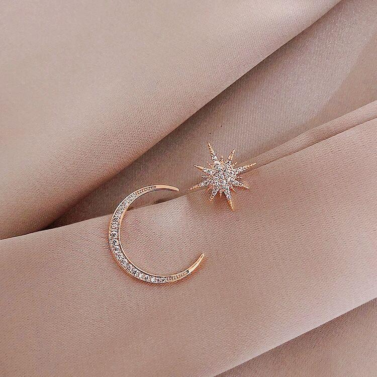 925 Silver Needle Earrings Star Moon Earrings Asymmetrical Ear Drop Earrings Internet Celebrity Temperament Female Ears