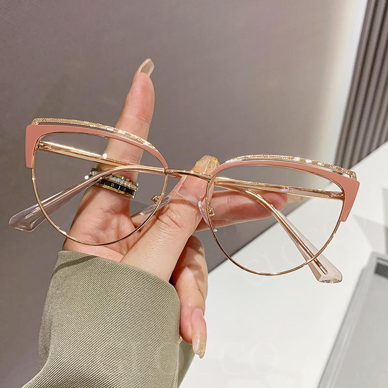 Fashion Cat Eye Women's Reading Glasses 2025 Brand Designer Hollow Metal Lace Optical Glasses Frames Anti Blue Light Eyewear