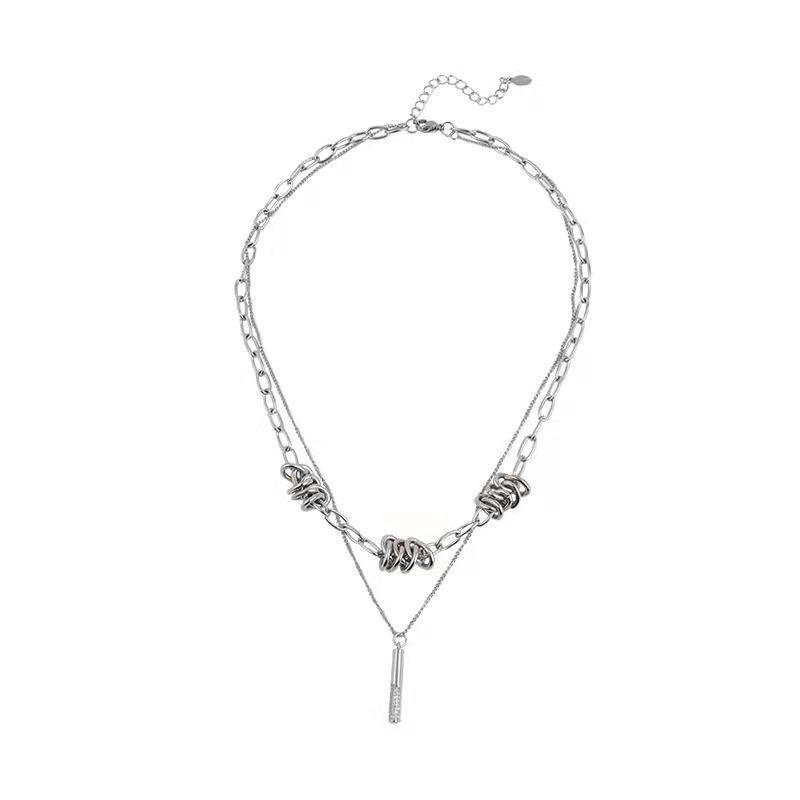 C236 Titanium Steel Thorn Necklace: Trendy Unisex Luxury Clavicle Chain with Hip Hop Pendant Design.