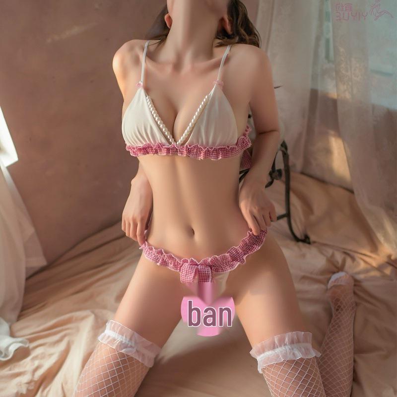 

**Женское сексуальное бикини из трех частей с жемчужными акцентами** One Size (Excludes Socks)