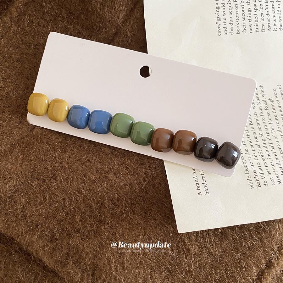 Dopamine Resin Geometric Square Stud Earrings: Chic Vacation Style for Women