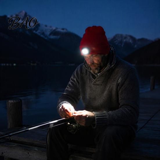 Unisex Outdoor Winter Accessory LED Hat with Light, USB Rechargeable Headlamp Skull Cap, Lighting Warm Knitted Cap for Men, Women, Gear Usb