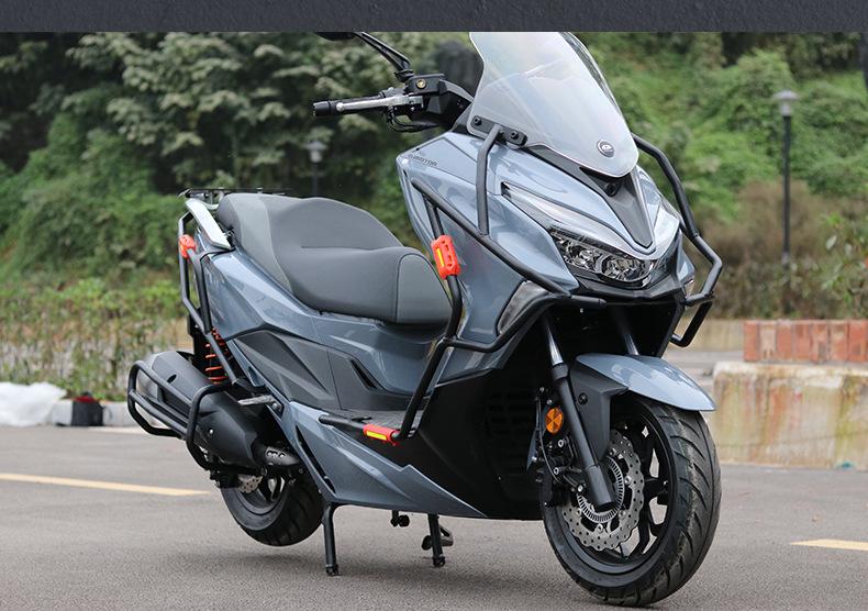 QJ250 Motorcycle Front/Rear Bumpers, Exhaust Guards, and Rear Luggage Rack