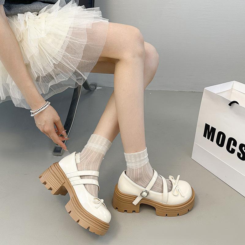 French Round Head Platform Girls Small Leather Shoes 2025 New Spring and Autumn with Skirt Retro Mary Jane Thick Heel Single Shoes