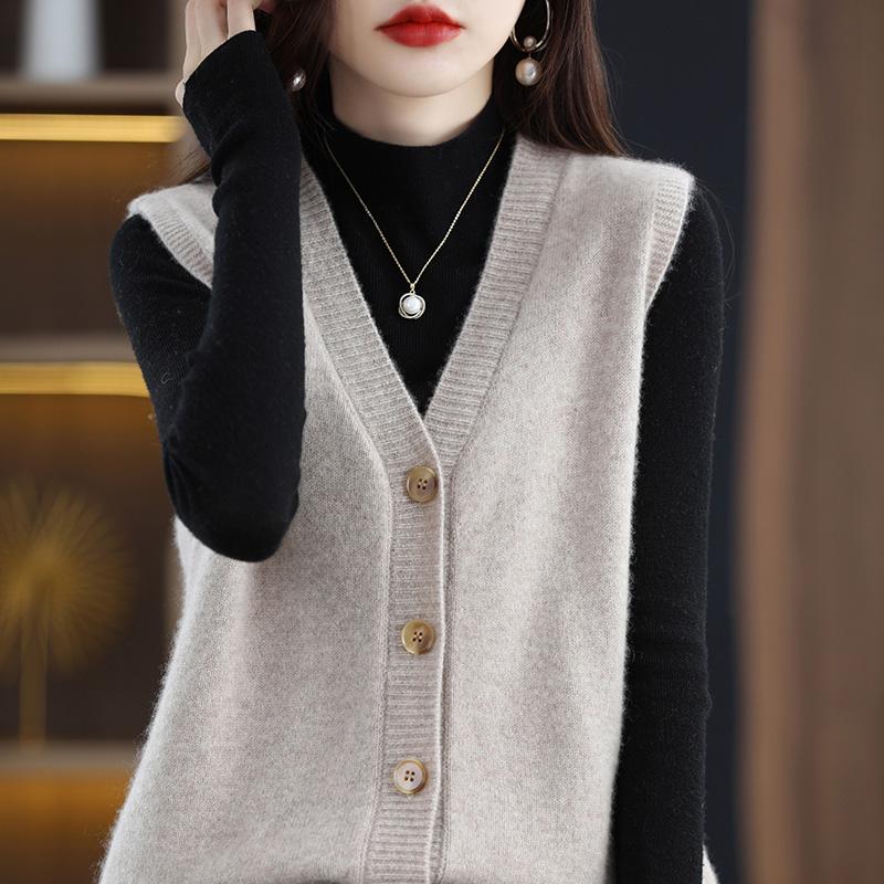 V-neck Sweater Retro Vest Women's Spring and Autumn Knitted Cardigan Sleeveless Vest Loose Outer Waistcoat Women