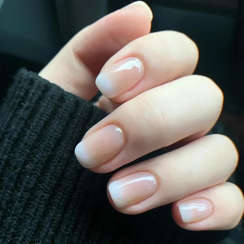 24Pcs Gradient White Short Square Ballet Fake Nails Simple Nude Full Cover Press On Manicure Tips