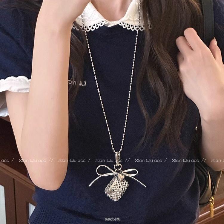 Woven Bag Love Bow Pendant Necklace Niche Design Sense Collarbone Chain Versatile Fashion Personalized Jewelry Women
